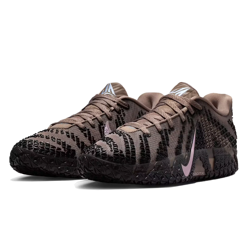 JA 3 Showstopper Sneaker