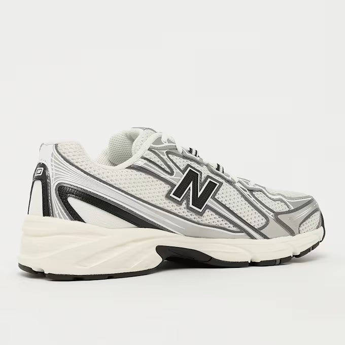 740 Weiß/Grau Sneaker