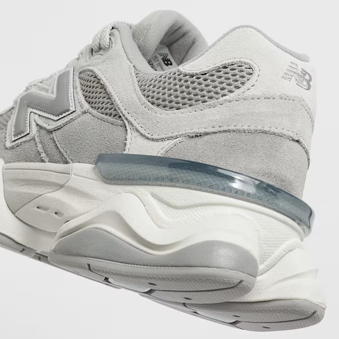 9060 Grau Sneaker