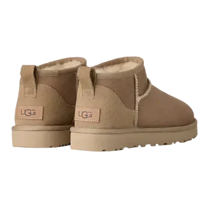 Classic Ultra Mini Boot Damen Sand
