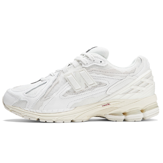 1906D Protection Pack White Leather Sneaker