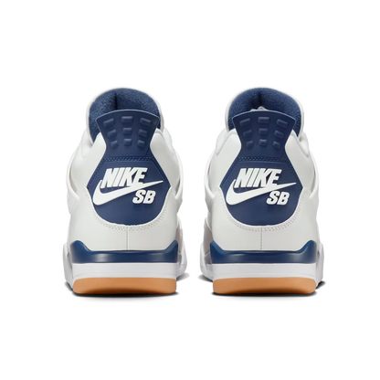 Retro 4 SB Basketball Navy Sneaker