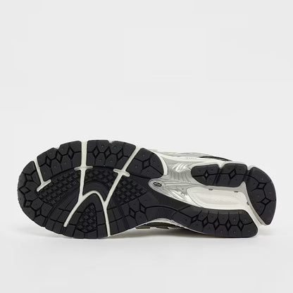 1906 Silber/Weiß Sneaker