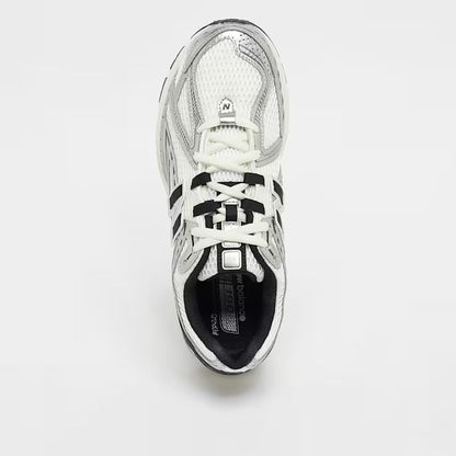 1906 Silber/Weiß Sneaker