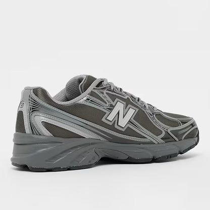 740 Grau Sneaker