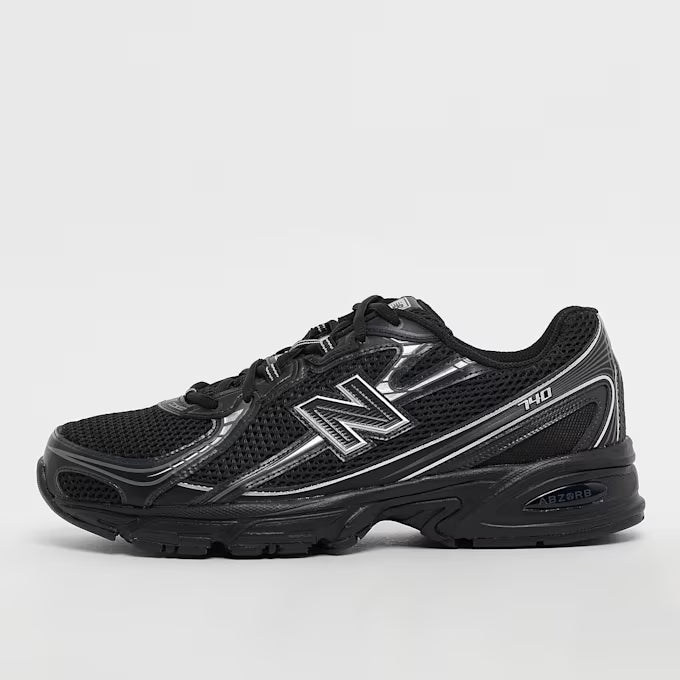 740 schwarz Sneaker