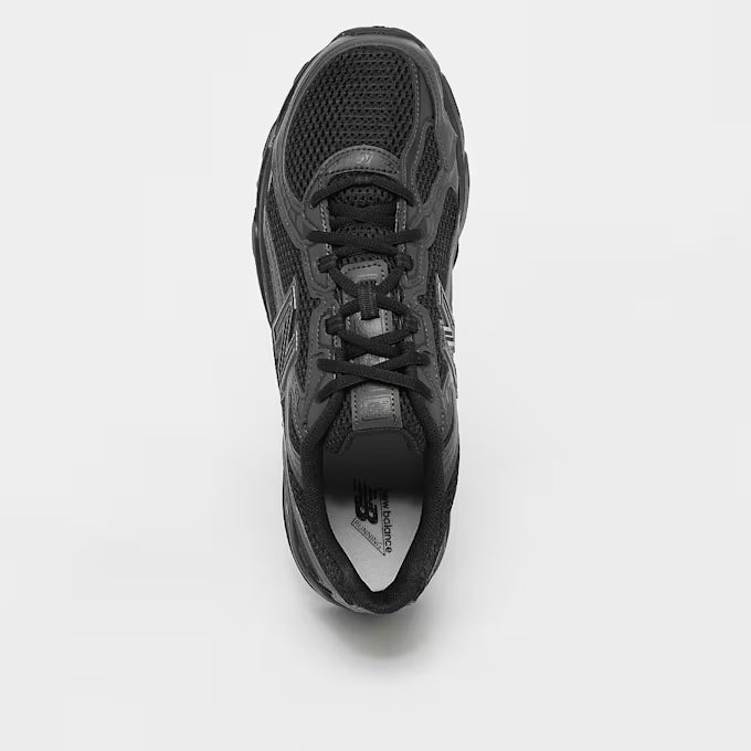 740 schwarz Sneaker