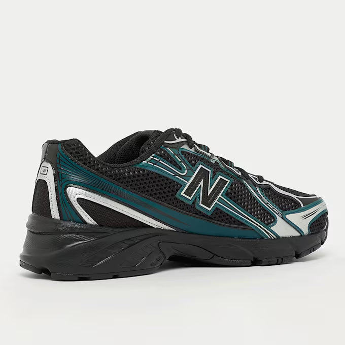 740 Schwarz/Blau Sneaker