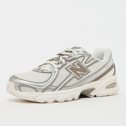 740 Silber/Beige/Weiß Sneaker