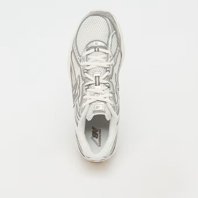 740 Silber/Beige/Weiß Sneaker