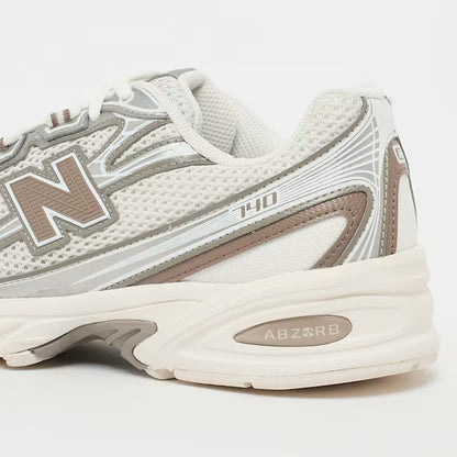 740 Silber/Beige/Weiß Sneaker