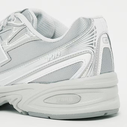 740 Silber Sneaker