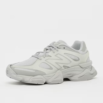 9060 Beige/Grau Sneaker