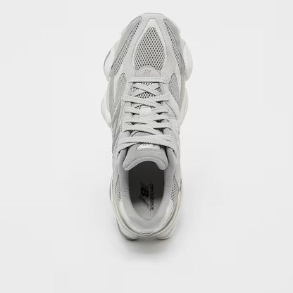 9060 Grau Sneaker