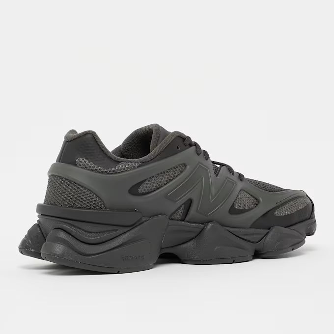 9060 Grau Sneaker