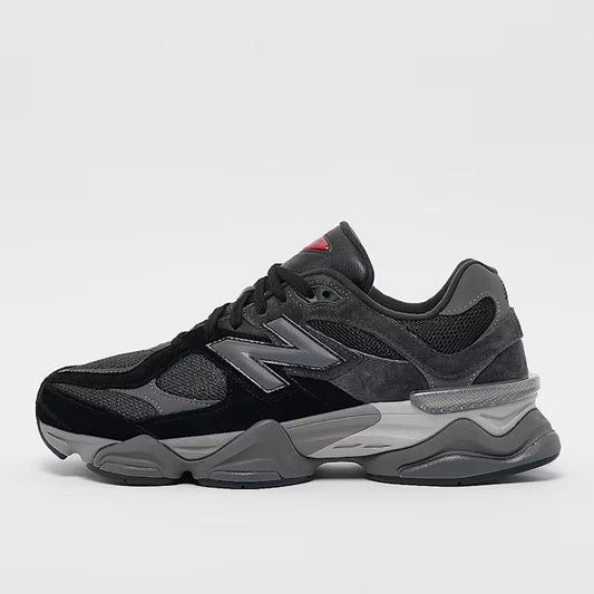 9060 Schwarz Sneaker