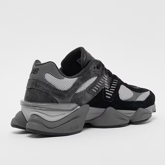 9060 Schwarz Sneaker