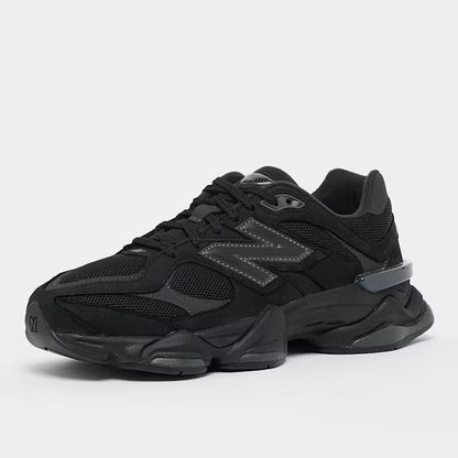 9060 Schwarz Sneaker