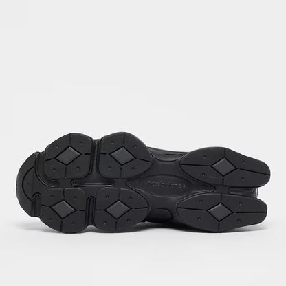 9060 Schwarz Sneaker