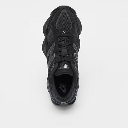 9060 Schwarz Sneaker