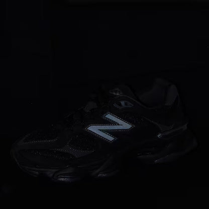 9060 Schwarz Sneaker