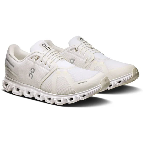 Cloud Sechs Weiß Sneaker