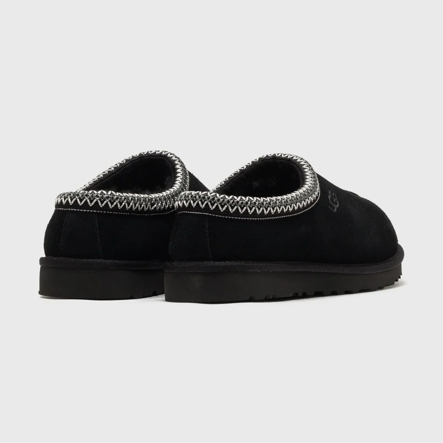 Tasman II Schwarz Slipper